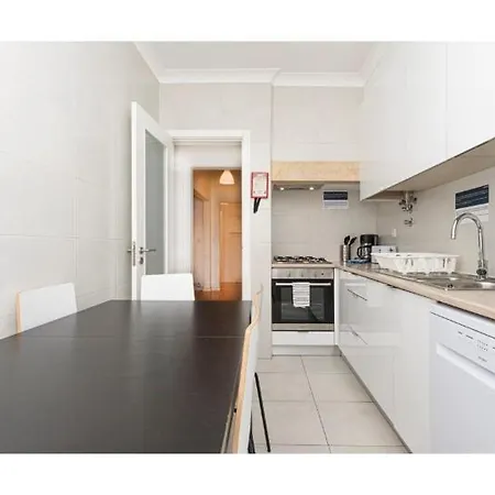 公寓 Houze Large 4 Bedroom Near Zoo Lisboa